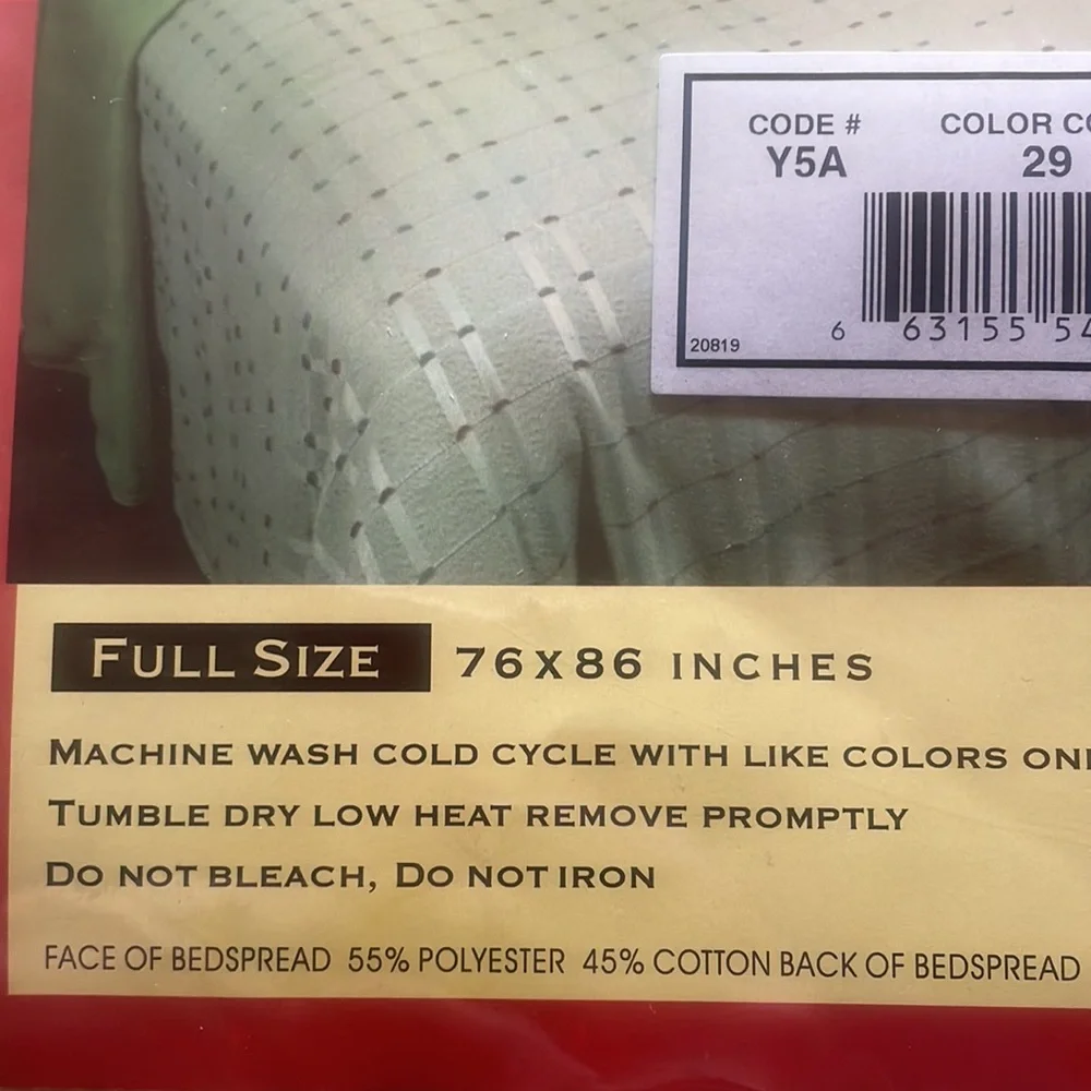 NEW Damask Reversible Bedspread! Full